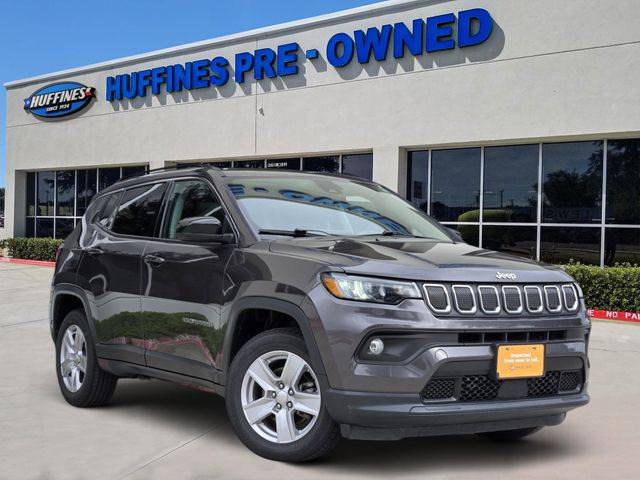 2022 Jeep Compass Latitude 4WD photo