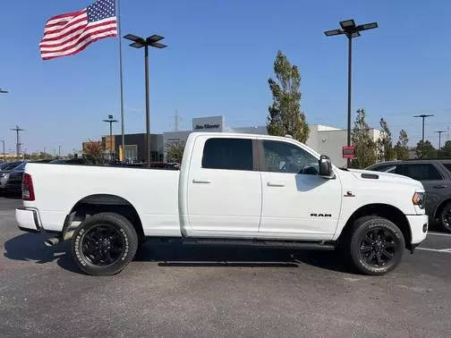 2023 Ram 2500 Big Horn 4WD photo