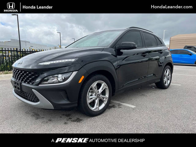 2023 Hyundai Kona SEL FWD photo