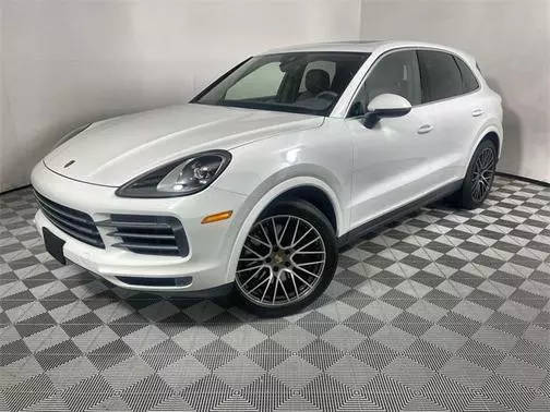 2023 Porsche Cayenne  AWD photo