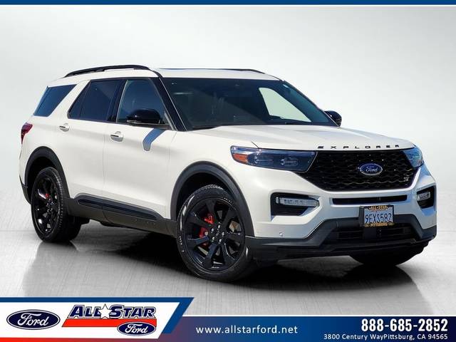 2023 Ford Explorer ST 4WD photo
