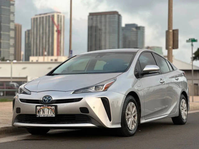 2022 Toyota Prius LE FWD photo