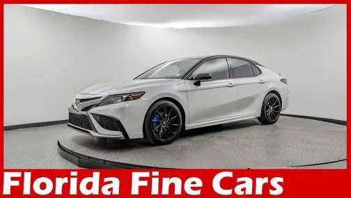2023 Toyota Camry Hybrid XSE FWD photo