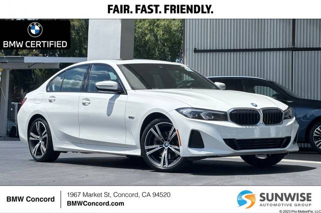 2023 BMW 3 Series 330e RWD photo
