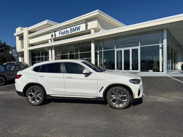 2023 BMW X4 xDrive30i AWD photo