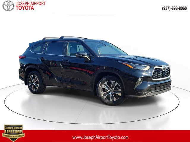 2023 Toyota Highlander XLE AWD photo