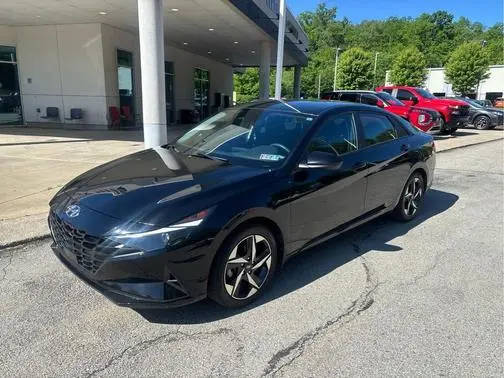 2023 Hyundai Elantra SEL FWD photo