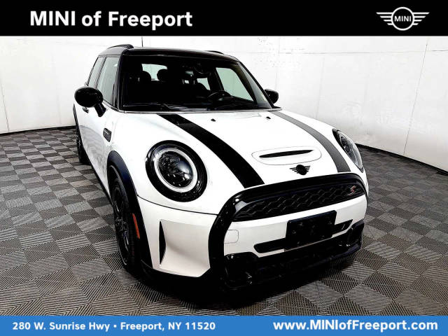 2023 MINI Hardtop 4 Door Cooper S FWD photo