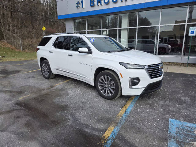 2023 Chevrolet Traverse Premier AWD photo