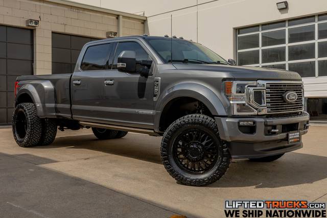 2022 Ford F-450 Super Duty Limited 4WD photo
