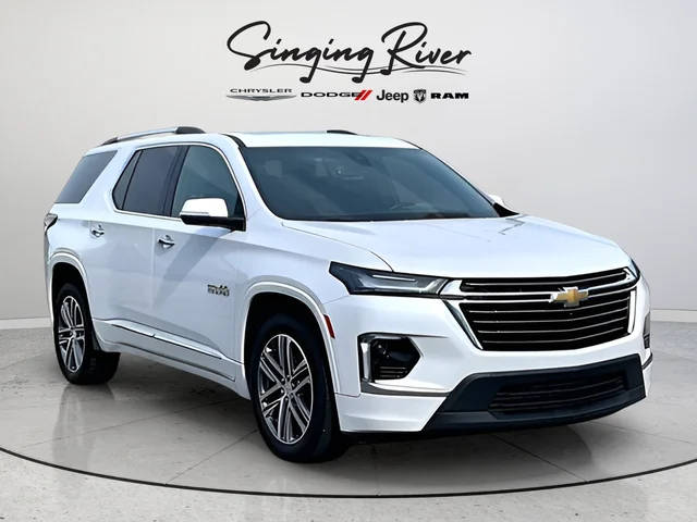 2023 Chevrolet Traverse High Country FWD photo