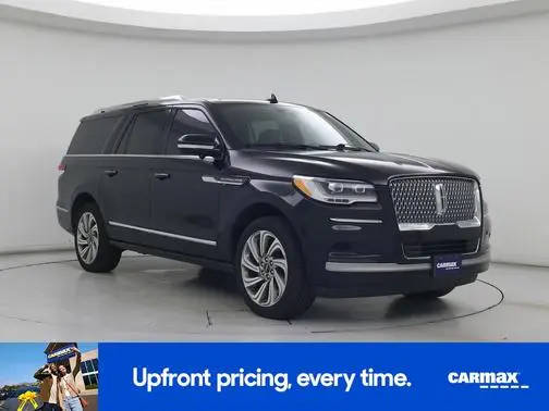 2022 Lincoln Navigator L Reserve 4WD photo