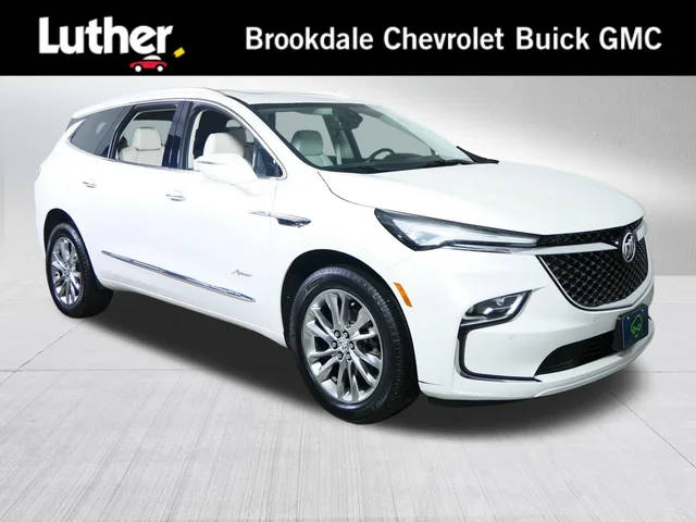 2023 Buick Enclave Avenir AWD photo