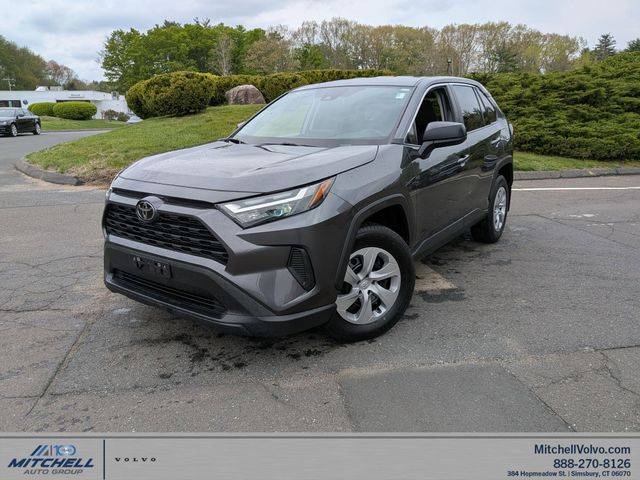2023 Toyota RAV4 LE AWD photo