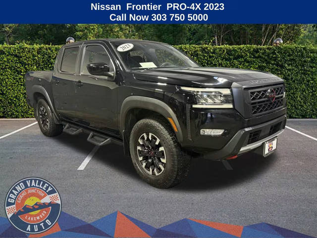 2023 Nissan Frontier PRO-4X 4WD photo