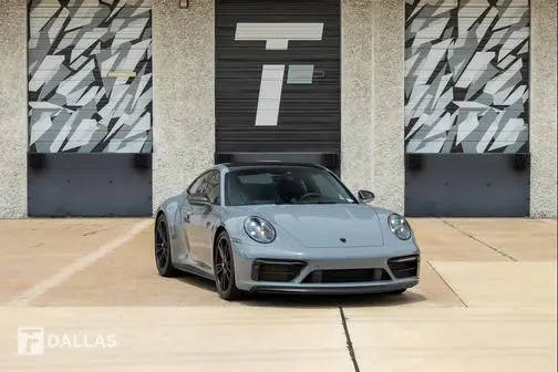 2023 Porsche 911 Carrera GTS RWD photo