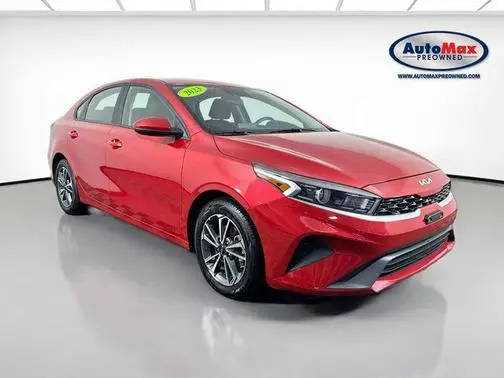 2023 Kia Forte LXS FWD photo