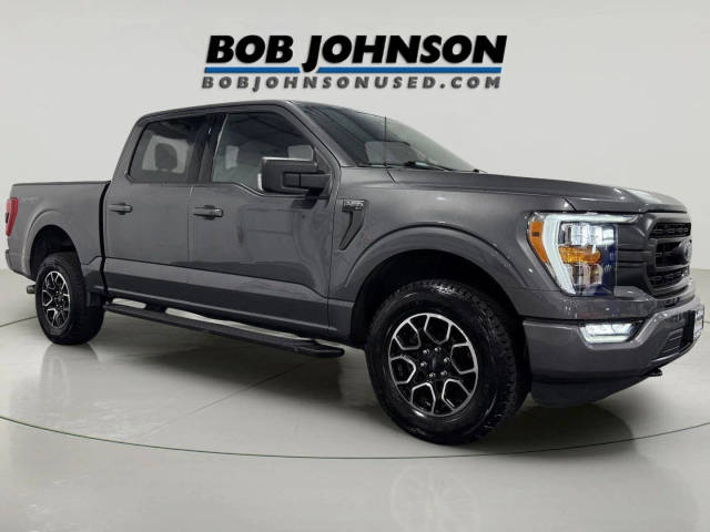 2023 Ford F-150 XLT 4WD photo