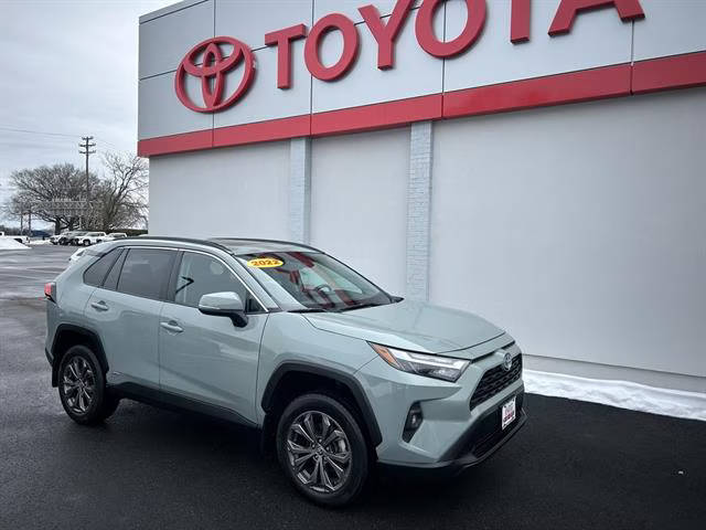 2022 Toyota RAV4 Hybrid XLE Premium AWD photo