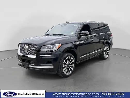 2023 Lincoln Navigator Reserve 4WD photo
