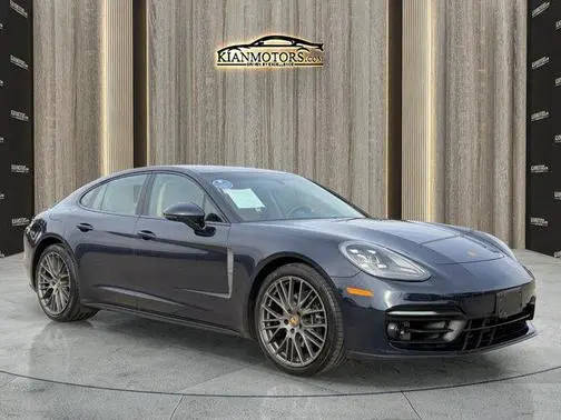 2023 Porsche Panamera 4 Platinum Edition AWD photo