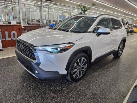 2023 Toyota Corolla Cross XLE AWD photo