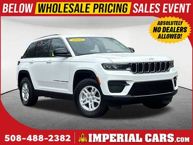 2023 Jeep Grand Cherokee Laredo 4WD photo