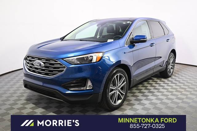 2022 Ford Edge Titanium AWD photo