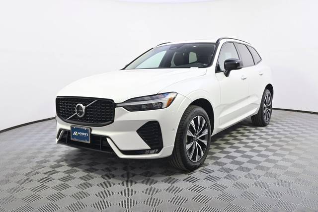 2023 Volvo XC60 Plus Dark Theme AWD photo