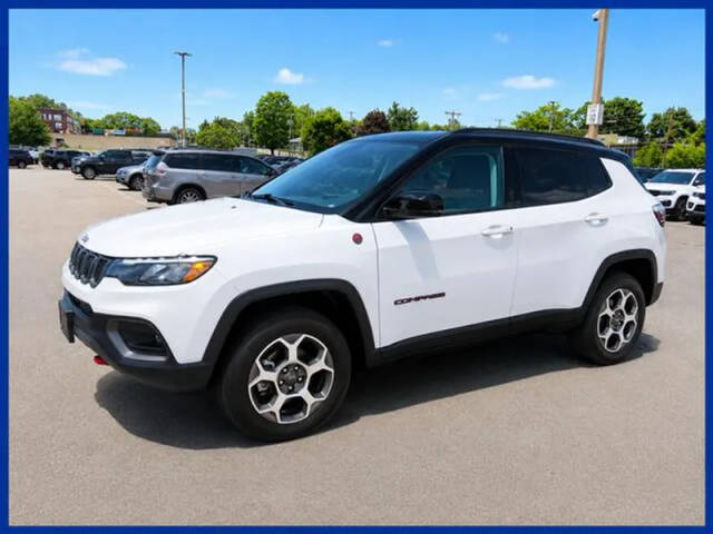 2022 Jeep Compass Trailhawk 4WD photo