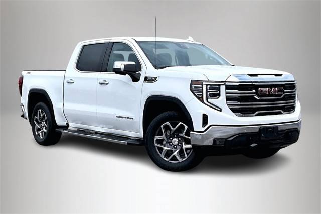 2023 GMC Sierra 1500 SLT 4WD photo