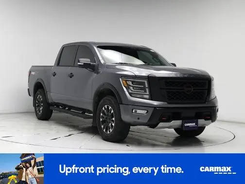 2023 Nissan Titan PRO-4X 4WD photo