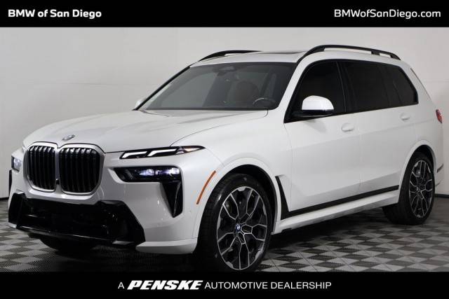 2023 BMW X7 xDrive40i AWD photo