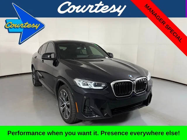 2023 BMW X4 M40i AWD photo
