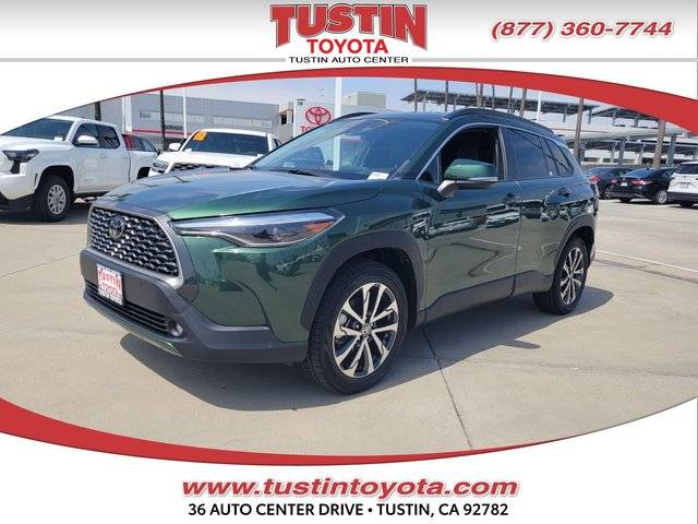 2022 Toyota Corolla Cross XLE AWD photo