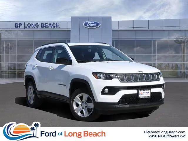 2022 Jeep Compass Latitude 4WD photo