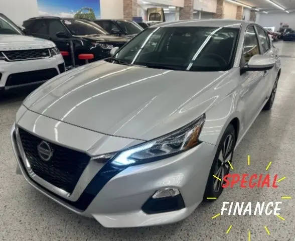 2021 Nissan Altima 2.5 SV FWD photo
