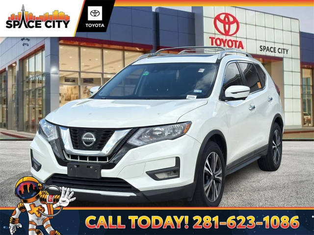 2020 Nissan Rogue SV FWD photo