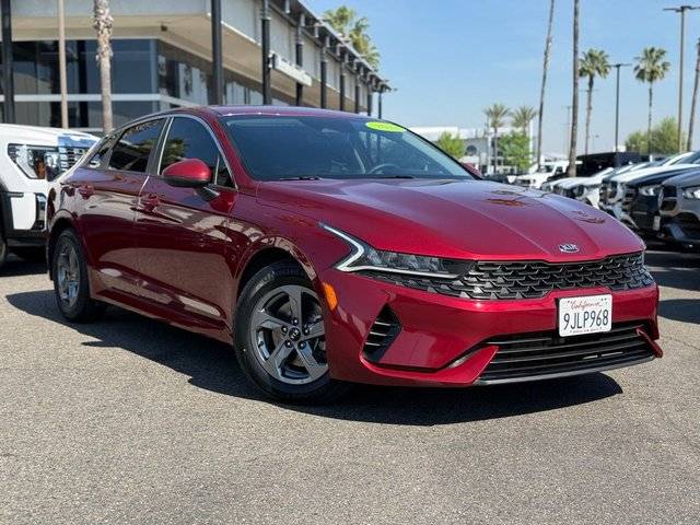 2021 Kia K5 LXS FWD photo