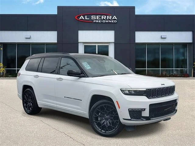 2023 Jeep Grand Cherokee L Summit Reserve 4WD photo