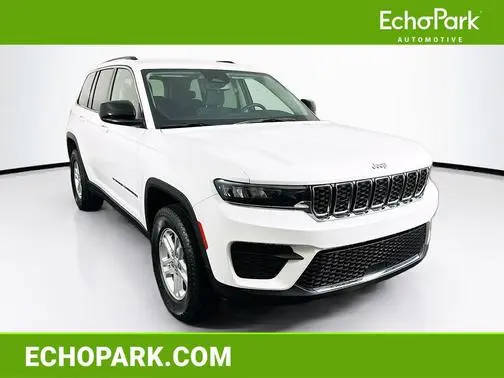 2023 Jeep Grand Cherokee Laredo RWD photo