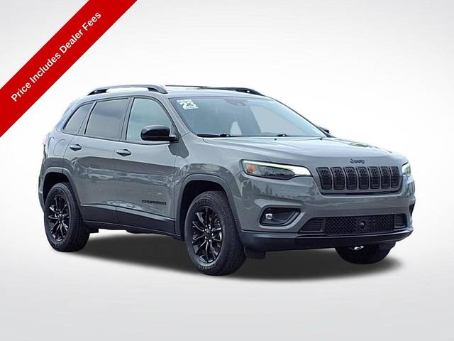 2023 Jeep Cherokee Altitude Lux 4WD photo