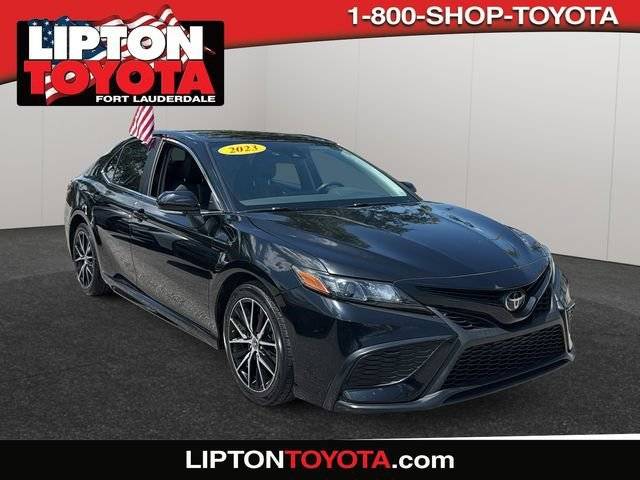 2023 Toyota Camry SE FWD photo
