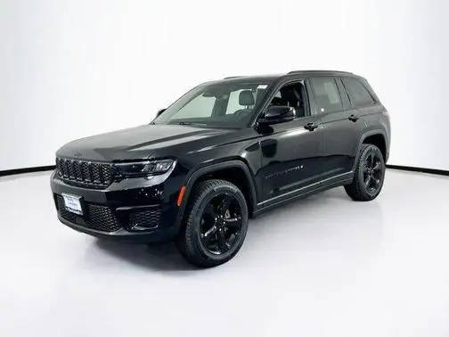 2023 Jeep Grand Cherokee Altitude 4WD photo