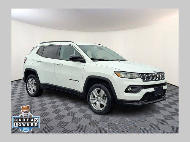 2022 Jeep Compass Latitude 4WD photo