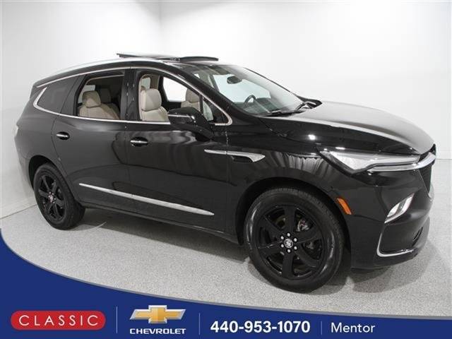 2023 Buick Enclave Essence AWD photo