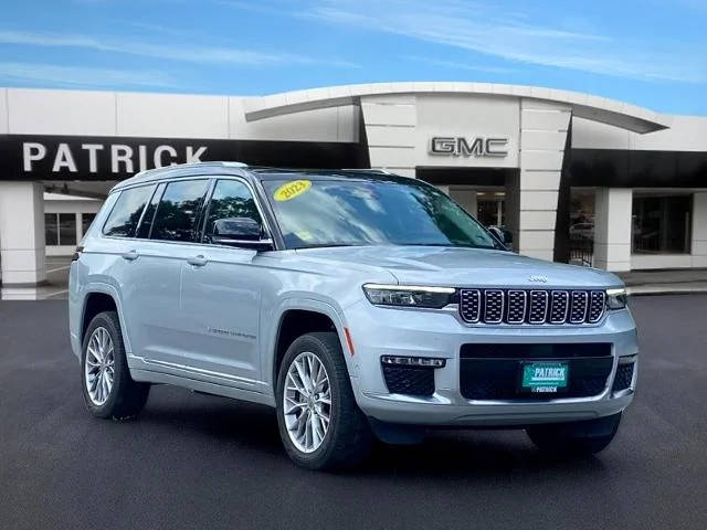 2023 Jeep Grand Cherokee L Summit 4WD photo
