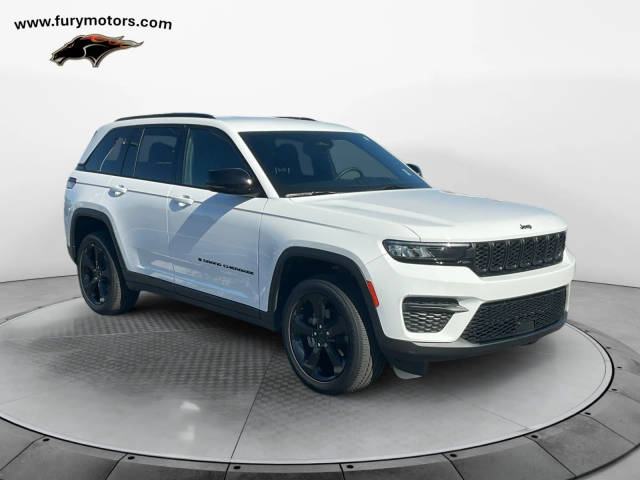 2023 Jeep Grand Cherokee Altitude 4WD photo