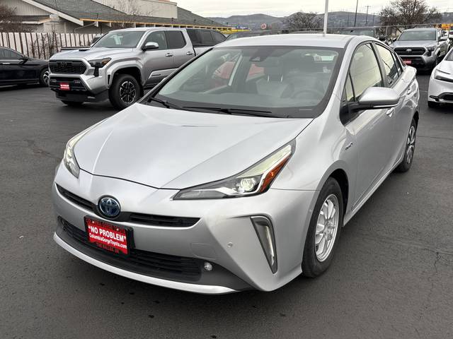 2022 Toyota Prius LE AWD photo