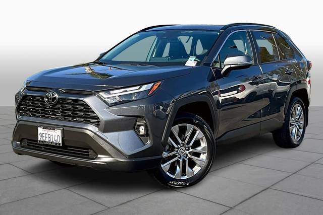 2023 Toyota RAV4 XLE Premium FWD photo